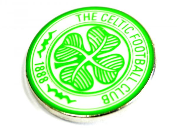 CELTIC CREST PIN BADGE GREEN